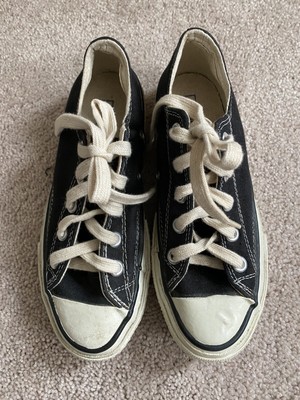 3 color converse