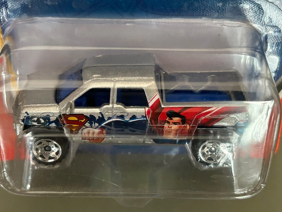 Matchbox 2003 Justice League DC Superman GMC Truck - Image 3 of 4