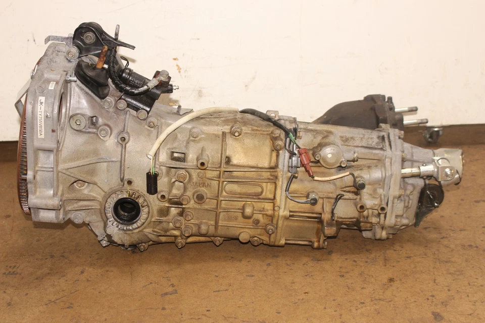 Subaru Impreza WRX 2004-2007 turbo transmisión manual trasera diferencial JDM EJ205 Foto 2 de 4