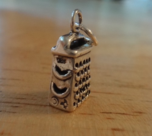 Sterling Silver 3D 16x8x5mm Food Kitchen Cheese Box Grater Slicer Charm - Picture 4 of 5