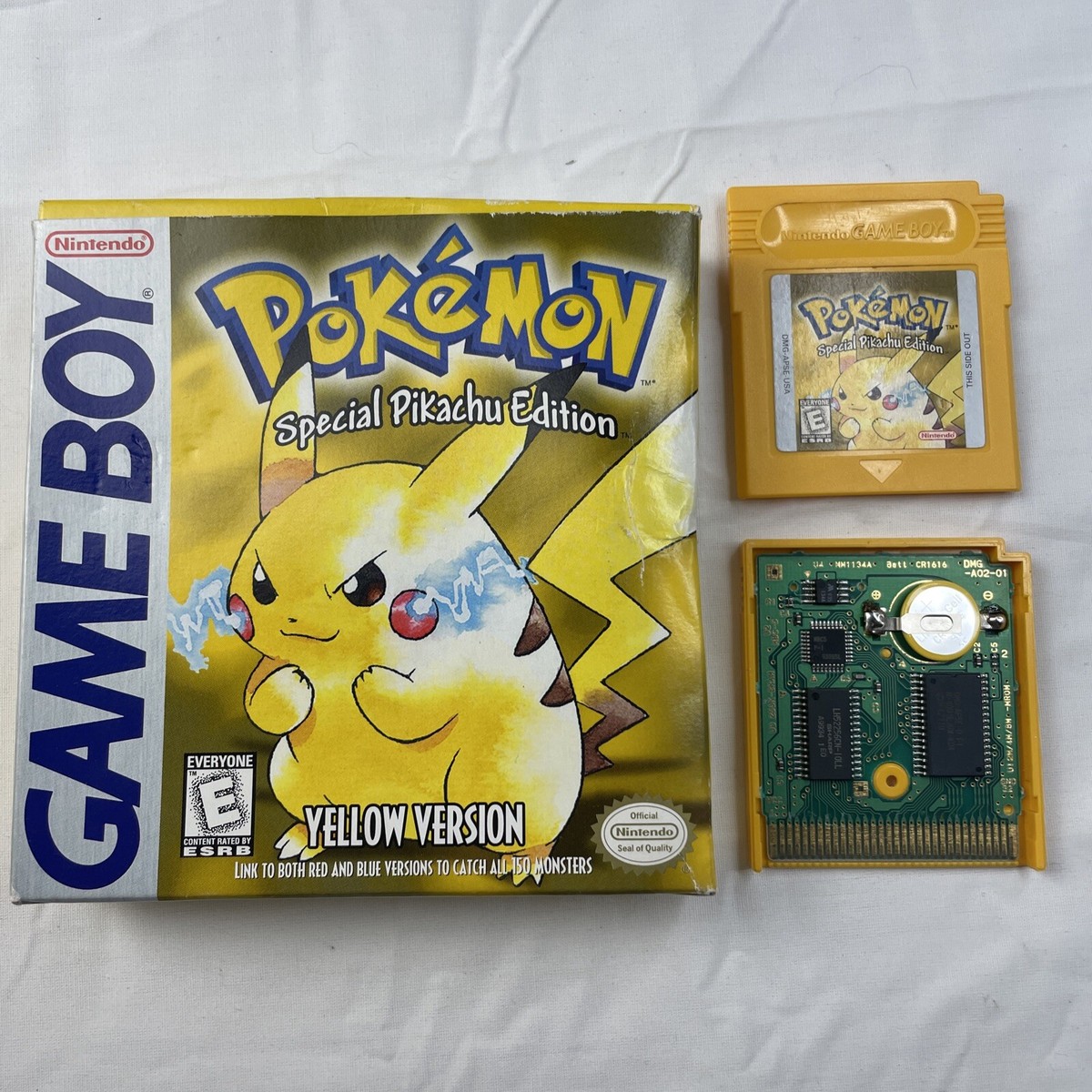 Pikachu Original Pokemon Gameboy Pokemon Pikachu Yellow Nintendo
