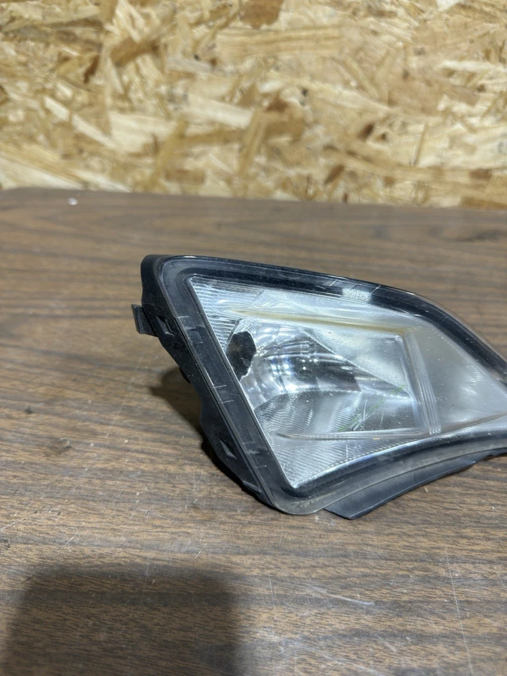 13-16 SCION FR-S 右右手前雾灯/公园灯 — 第 2/4 张图片