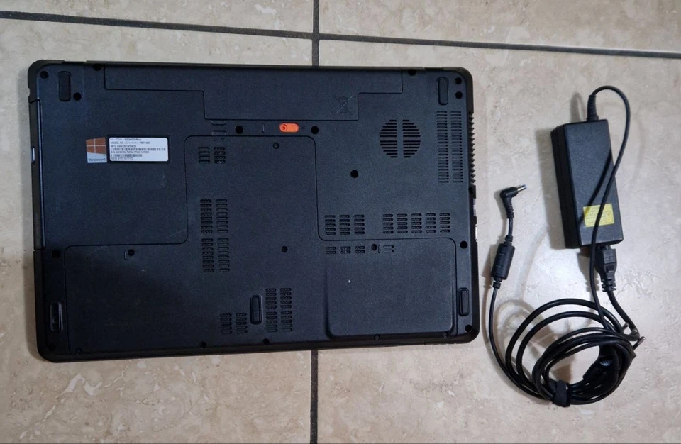 Acer Aspire E1 771G 17.3 Pollici i5 8GB Nvidia GeForce 710 500GB HDD - Immagine 4 di 4