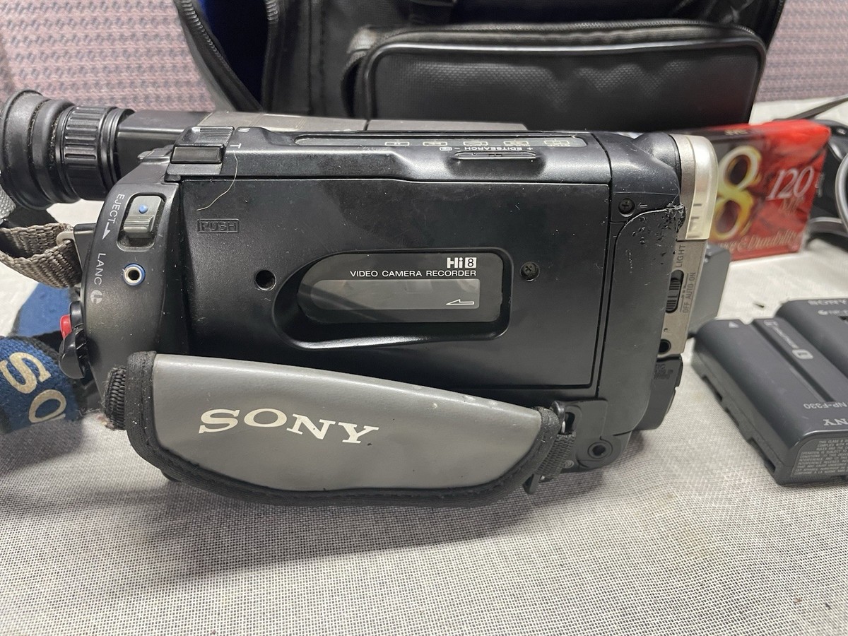 Sony Handycam Vision CCD-TRV36 Video Hi-8 330X Digital Zoom Video