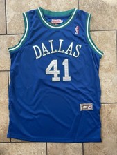 VTG MITCHELL  NESS DIRK NOWITZKI 41 DALLAS MAVERICKS JERSEY