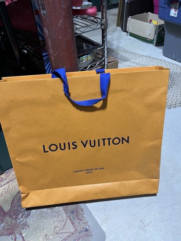 Authentic LOUIS VUITTON Large Shopping Bag and Gift Box 