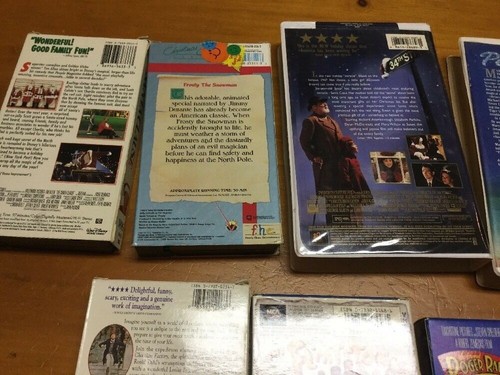 10 VHS Set: Wonka Frosty Santa Clause Roger Rabbit Space Jam Clamshell Peter Pan - Picture 7 of 12