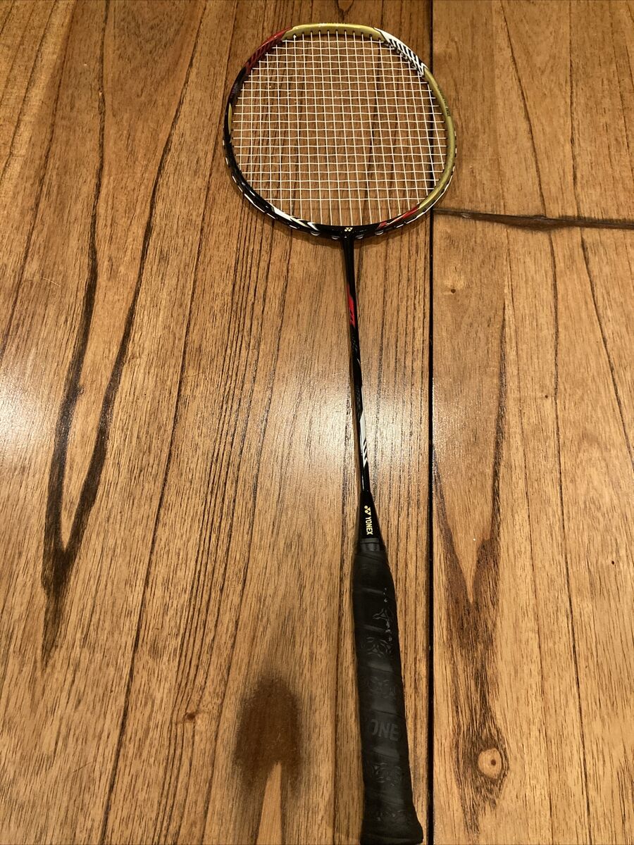Yonex Voltric Lin Dan Force Limited Edition, Premium Gold Yonex Voltric Lin Dan Force Limited Edition, Premium Gold