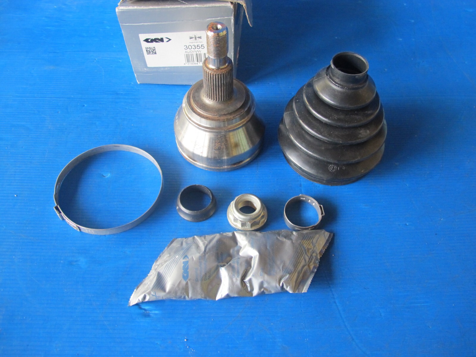 Nez de cardan avant côté roue GKN compatible avec Bora et Golf A3