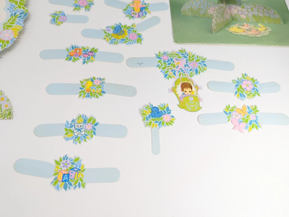 Centro de mesa vintage Hallmark Honeycomb 11" Rock-A-Bye árbol de bebé cuna ducha Foto 4 de 4