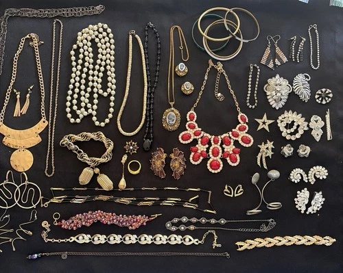 Lot Vintage Costume Jewelry  ~ Earrings, Necklaces, Bracelets, Pins ~ Pre-Owned