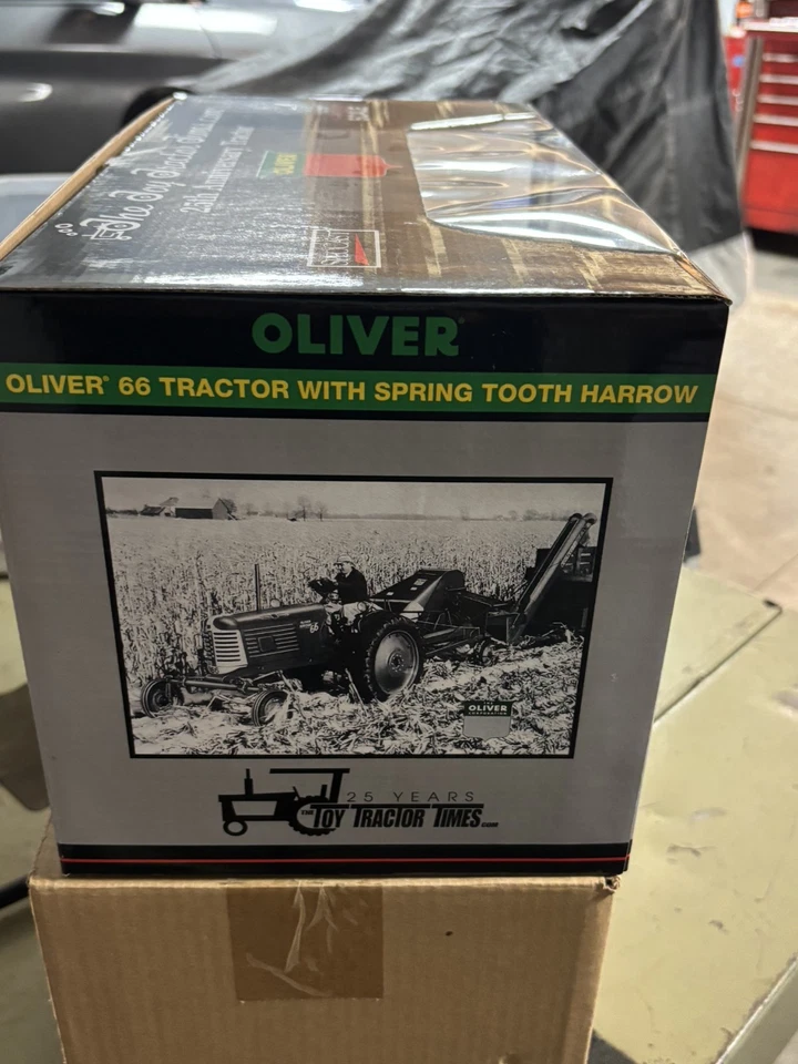 SPECCAST TOY TRACTOR TIMES 25TH ANNIV. OLIVER 66 W/SPRING TOOTH HARROW 1:16 NIB - Image 2 of 4
