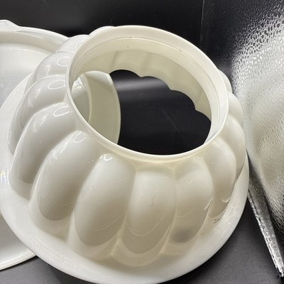 Tupperware Jel-N-Serve Set Mold w/4 Small Molds/2 Big Plus Base Vintage 7 Pieces