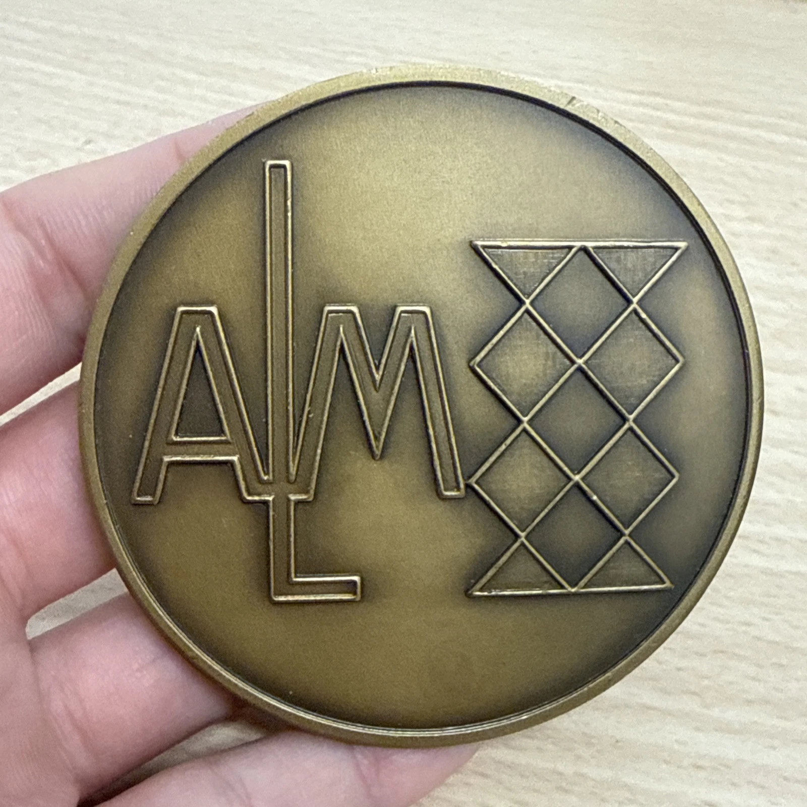 Médaille ALM Maison De L’Amérique Latine De Monaco Numéroté 334