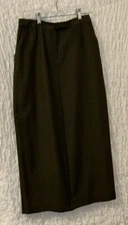 Madison Studio: Dark Green Pencil Skirt, Pockets, Lined, Kick Pleat, Size 6