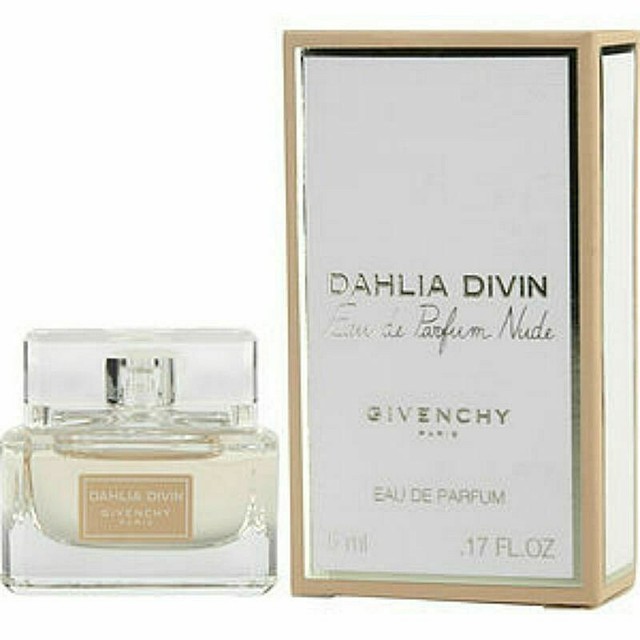 dahlia divin nude eau de parfum