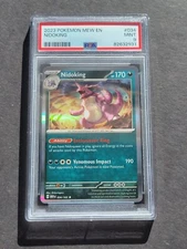 PSA 9 NIDOKING 034/165 - SCARLET & VIOLET 151 MEW EN HOLO RARE ENGLISH - MINT