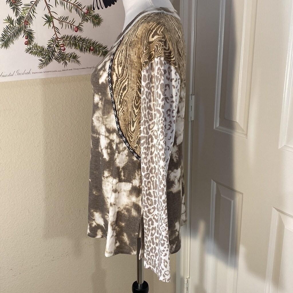 BUCKETLIST Scoop Knock Patchwork Patterned Long S… - image 3