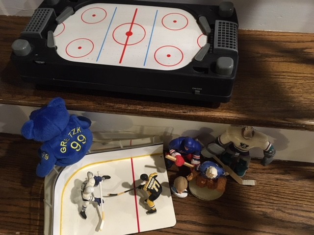 Vintage Hockey Memorabilia - Lot of 7 items Includes Gretzky Sundin Bourque Vintage Hockey Memorabilia - Lot of 7 items Includes Gretzky Sundin Bourque