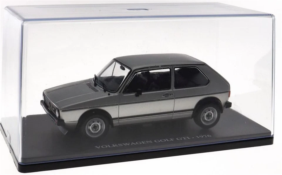 Volkswagen Golf GTI 1976 Silver 1:24 Scale Diecast New in Clear Display Case - Image 2 of 4
