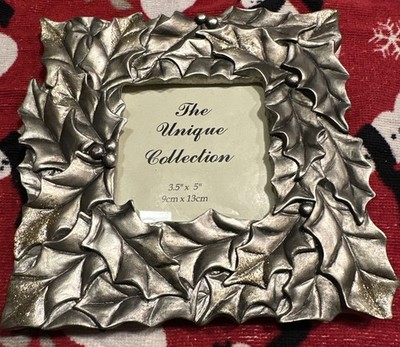 The Unique Collection Gilded Holly Leaf Silver And Glitter Picture Frame 7 .