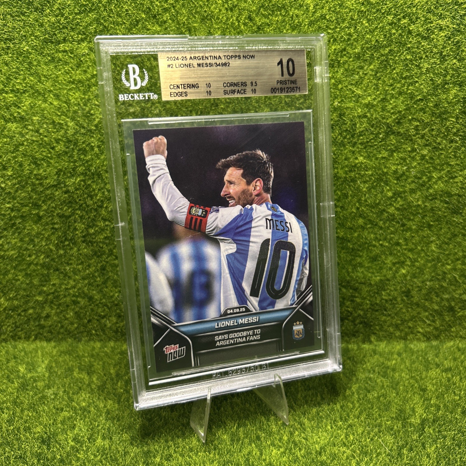 Lionel Messi 2024-25 Topps Now Argentina #2 Goodbye to Fans BGS 10 Pristine🔥📈 view 2