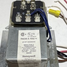 Honeywell Tradeline R8239A 1052 Control Center Fan Controller Used