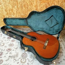Yamaha Gc-30C All-Solid Solid Classical Guitar With Hard Case Safe delivery from