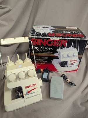 SINGER TS-380 Plus Tiny Serger Sewing Machine w Box and Instructs