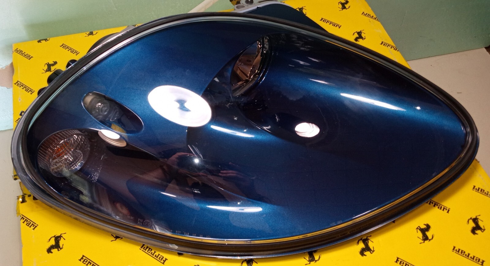 Ferrari 360 Headlight_Right Hand Side_7200379_Headlamp_Blue_GENUINE_FACTORY