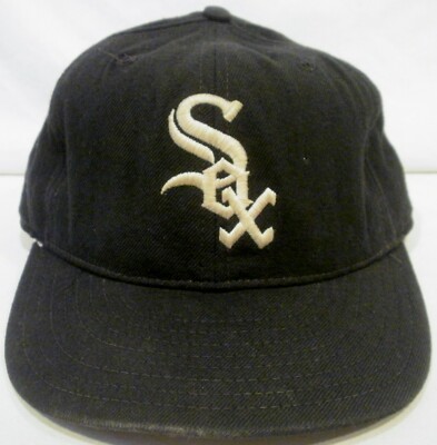 Vintage New Era Chicago White Sox Fitted 6-7/8 Baseball Hat