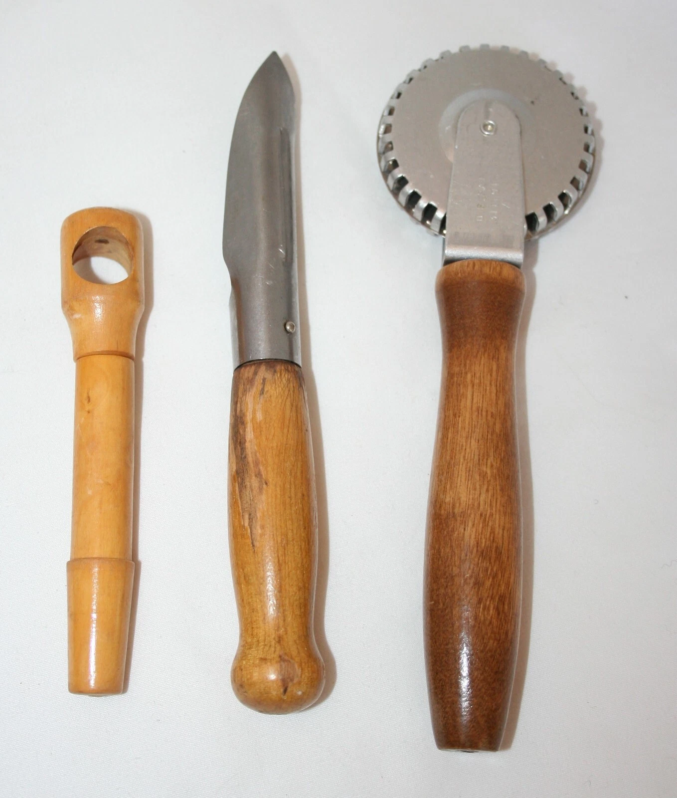 Wood Stainless Steel Kitchen Utensils LOT Apple Corer/Parer Crimper KRIMPKUT VTG