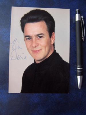 Kevin Dennis   Autograph