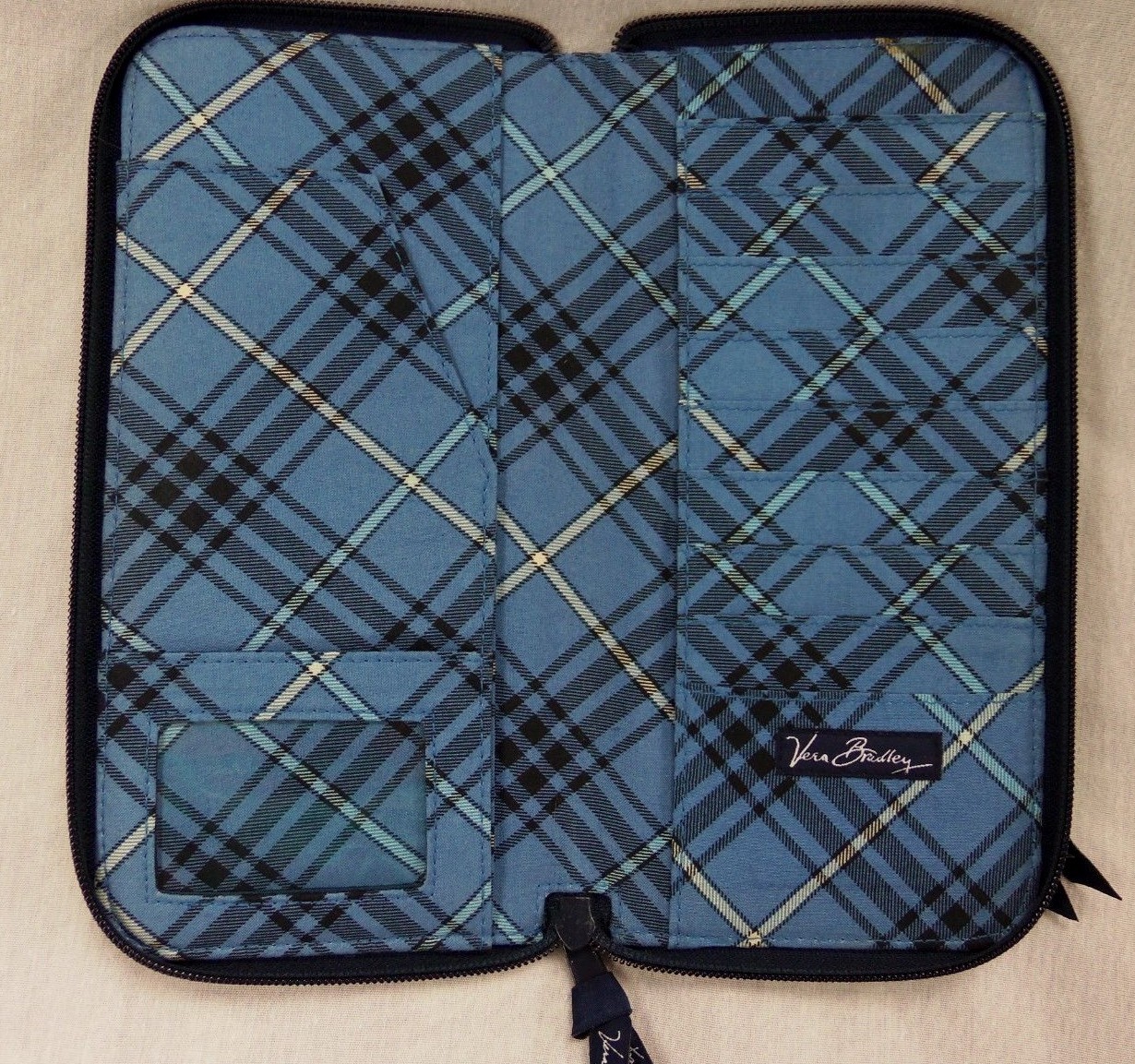 VERA BRADLEY TRAVEL ORGANIZER WINDSOR NAVY RETIRED EX… Gem