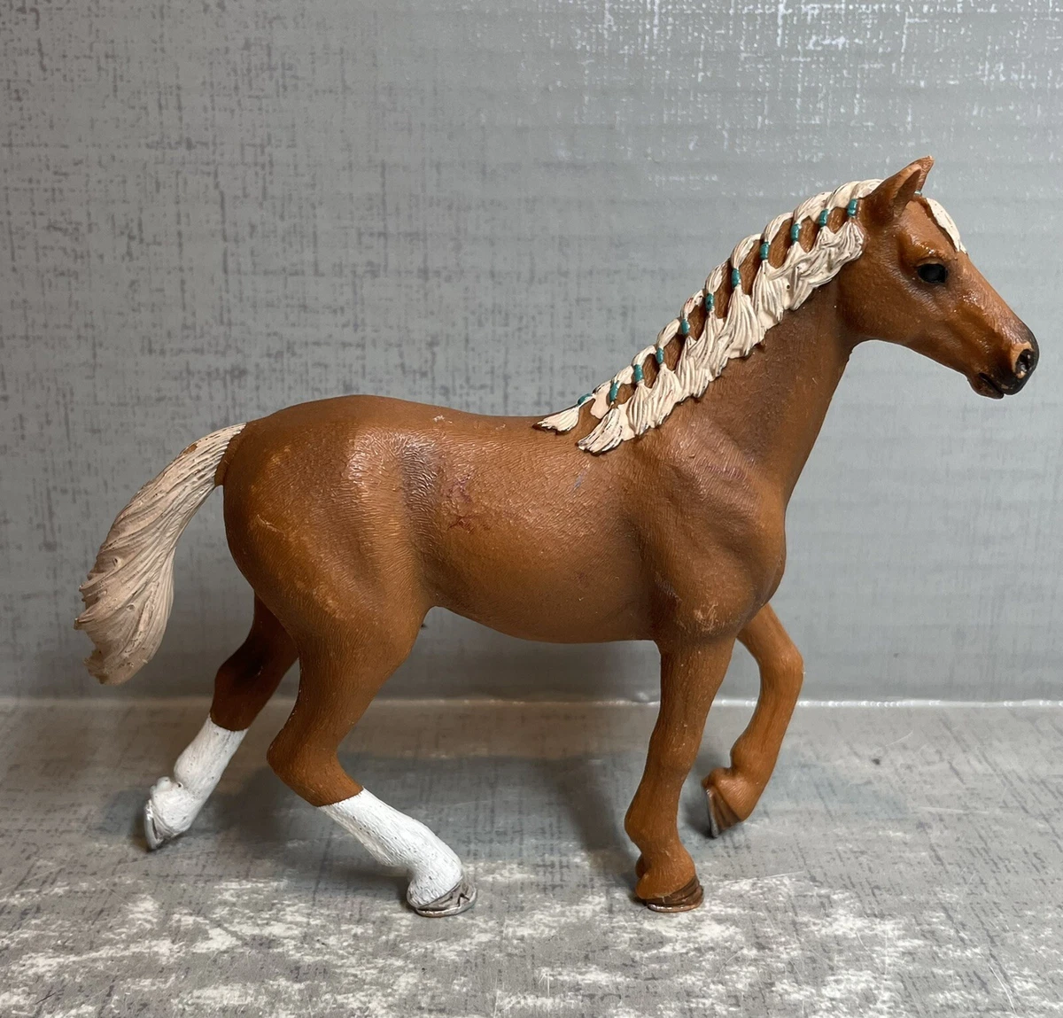 Schleich thoroughbred cheap mare