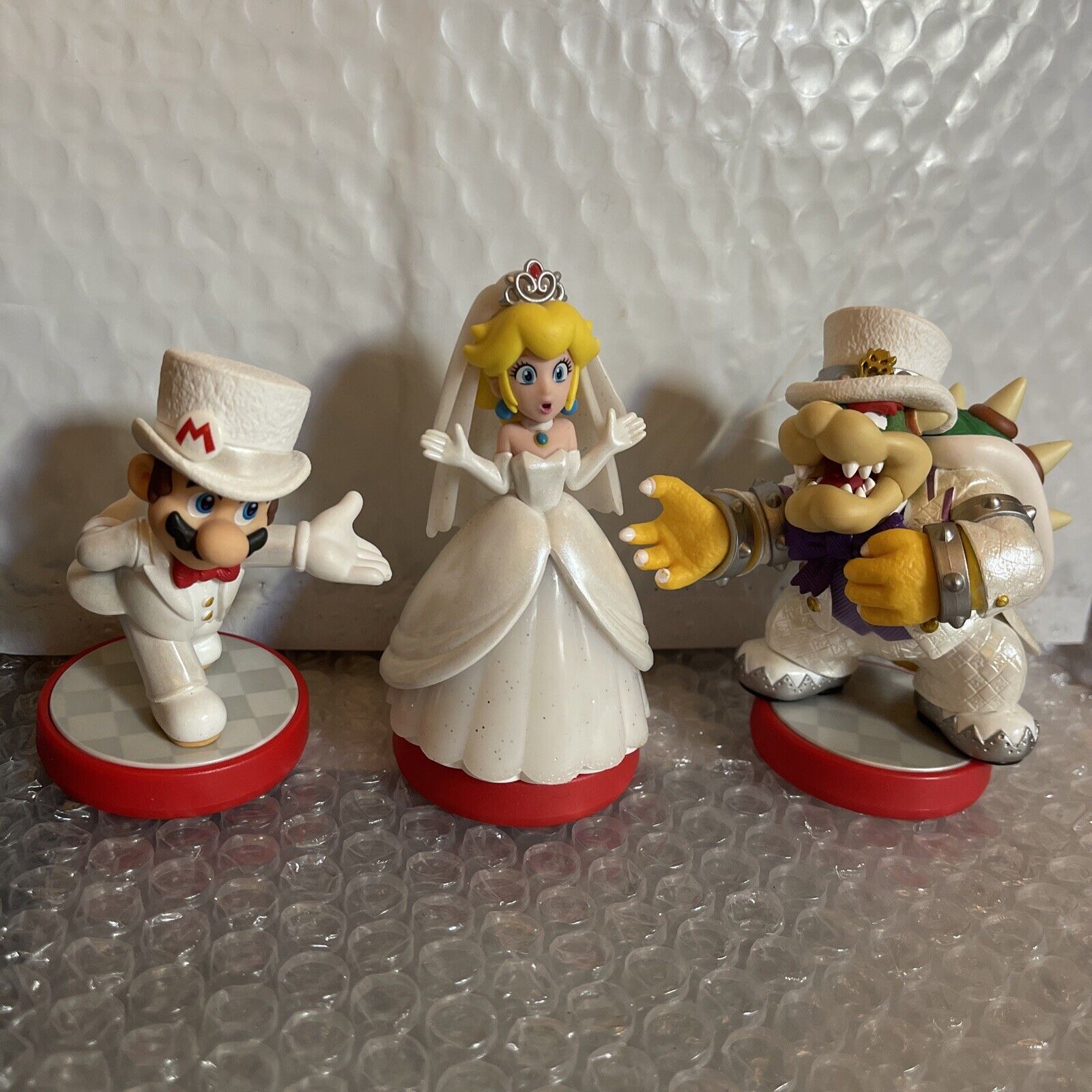 Nintendo Amiibo Super Mario Odyssey Wedding Mario Peach Bowser Set of 3  Pack | eBay