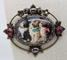 Sweet Romance Signed Kitten Cat Brooch Rhinestones Cameo Victorian Style Setting