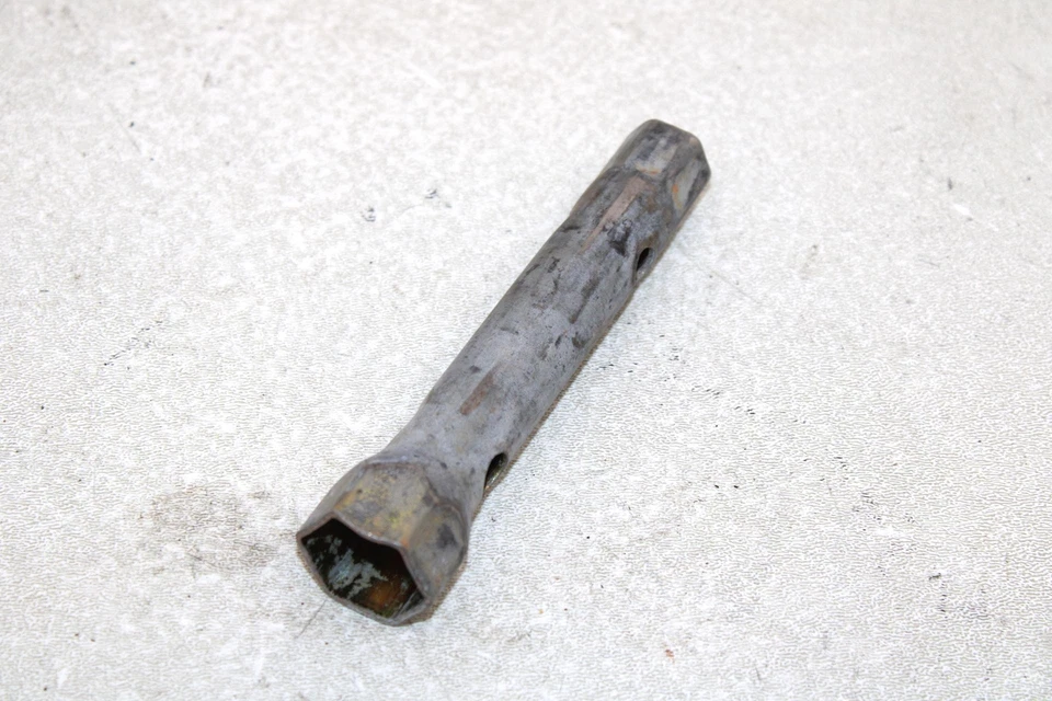 Kit de herramientas Polaris OEM llave de bujía 3083409 3090425 Q1101 Foto 3 de 4