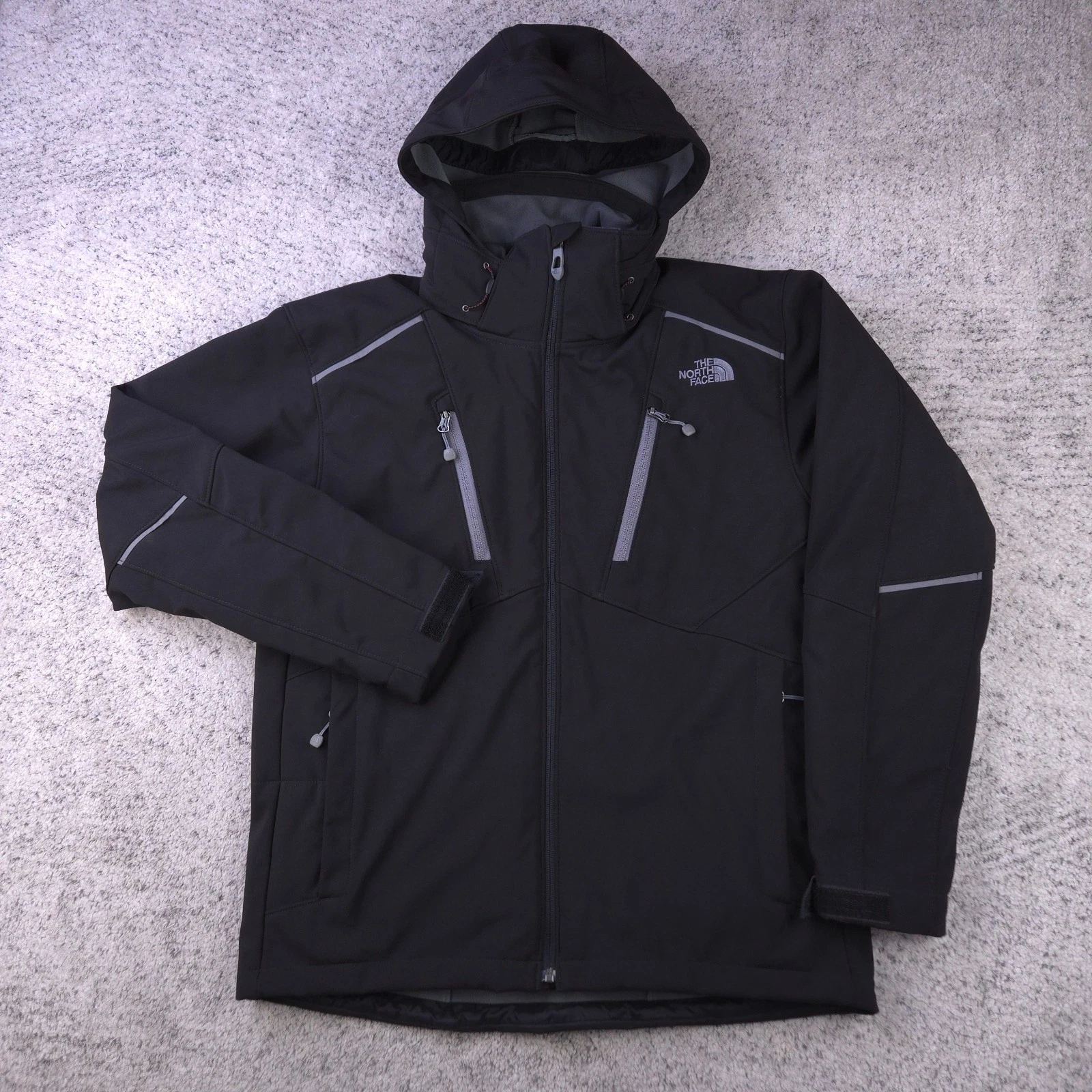 The North Face Jacket Mens Medium Interchange 3-In-1 Hooded Softshell Ski Snow
Opens in a new window