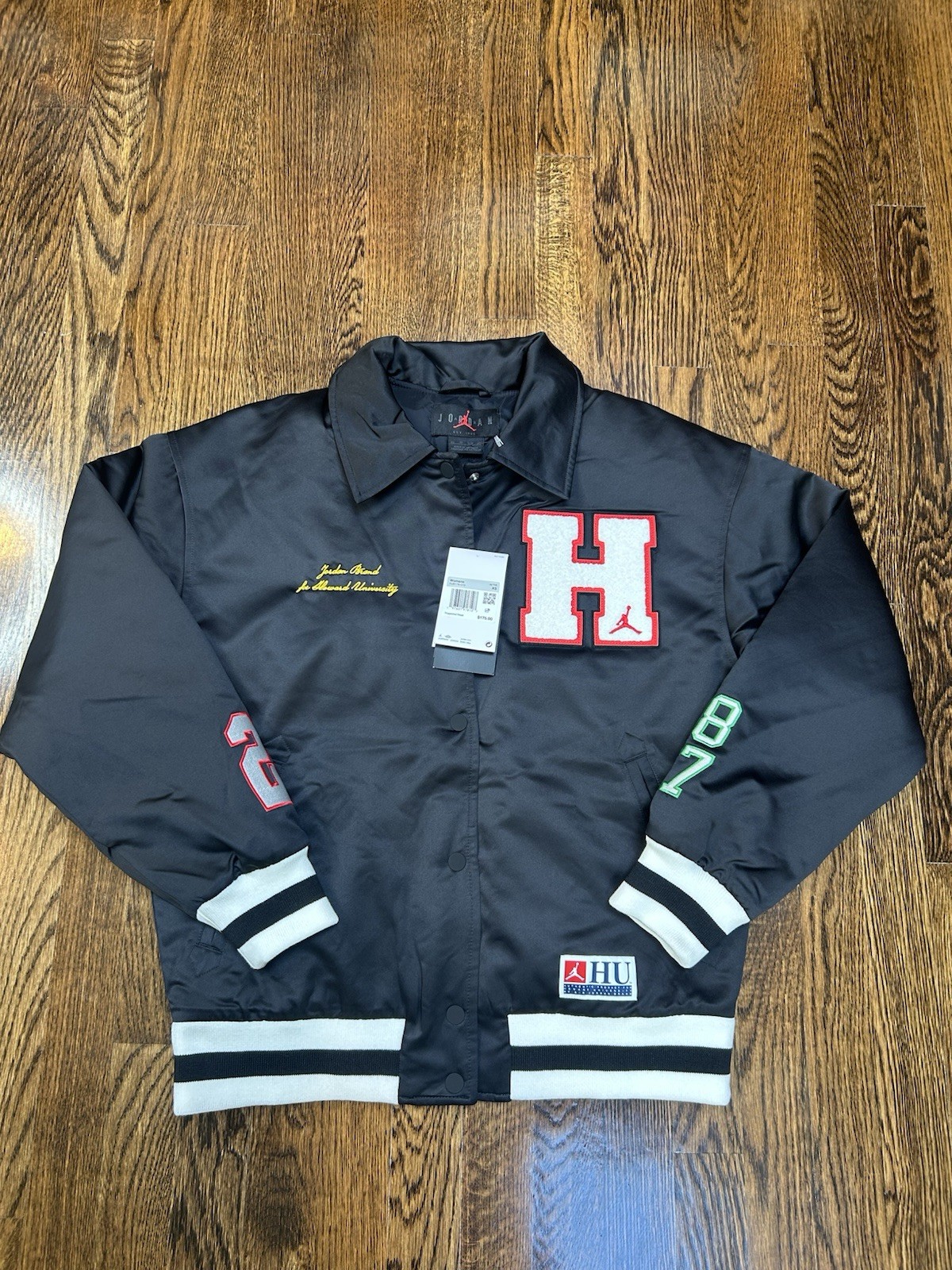 SACAI X NIKE Nike Air Jordan Howard University Raso Varsity Giacca Patch Donna XS Esaurito