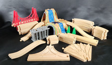 KidKraft Mountain Waterfall Tunnel Pass Wooden Train Track Lot Of 42 Pieces.