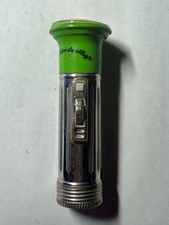 Ancienne lampe torche WONDER (édition la bière du village).