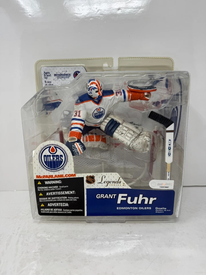 Boneco McFarlane NHL Grant Fuhr Edmonton Oilers Legends Series 2 - Imagem 2 de 4