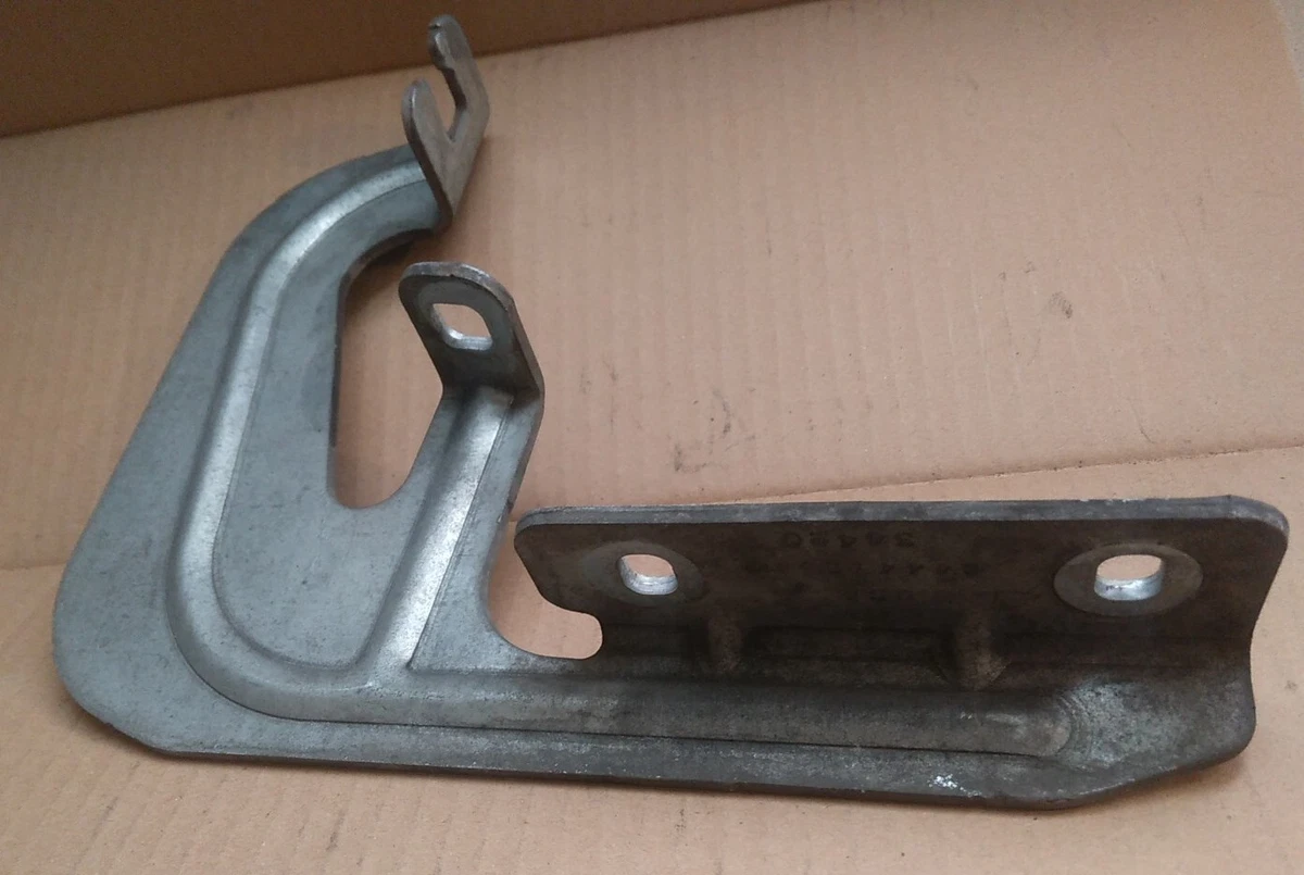 Genuine GM F Bracket Part# USA 84447254 RH - 34420 | eBay