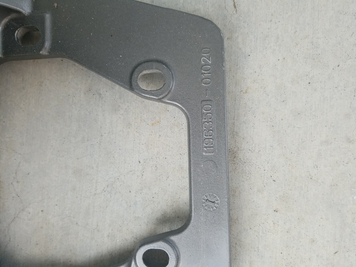 196350 01020 yanmar zt370 Transom Plate With Drive Shaft Coupling