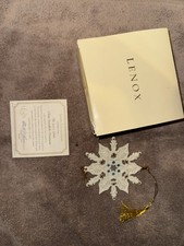 Lenox Annual 2002 Gemmed Snowflake Christmas Tree Ornament in Box COA