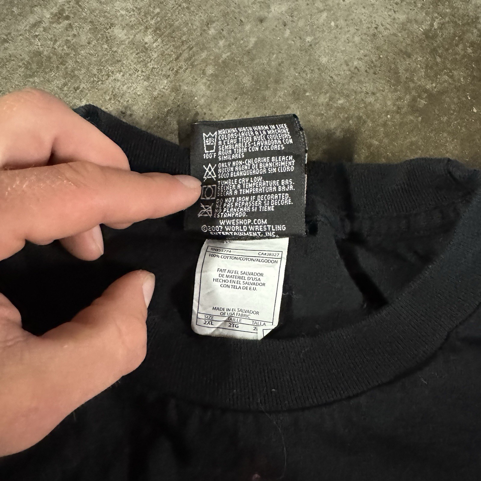 2007 WWE Undertaker Hells Gate Flame Graphic Shir… - image 6