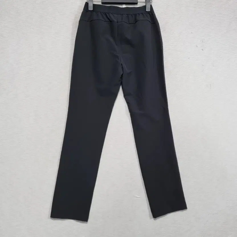 Puma Women's Spring/Fall Training Pants, Size M, New