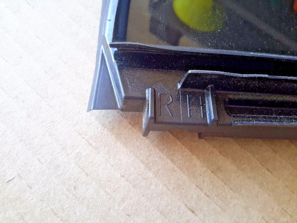 2008-2012 Toyota Highlander Right Rear Passenger Door Vent Glass OEM - Изображение 4 из 4