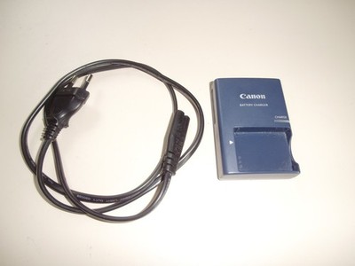 Canon Battery Charger CB-2LXE / Output 4,2V 0,7A / Input 100-240V, mit Netzkabel